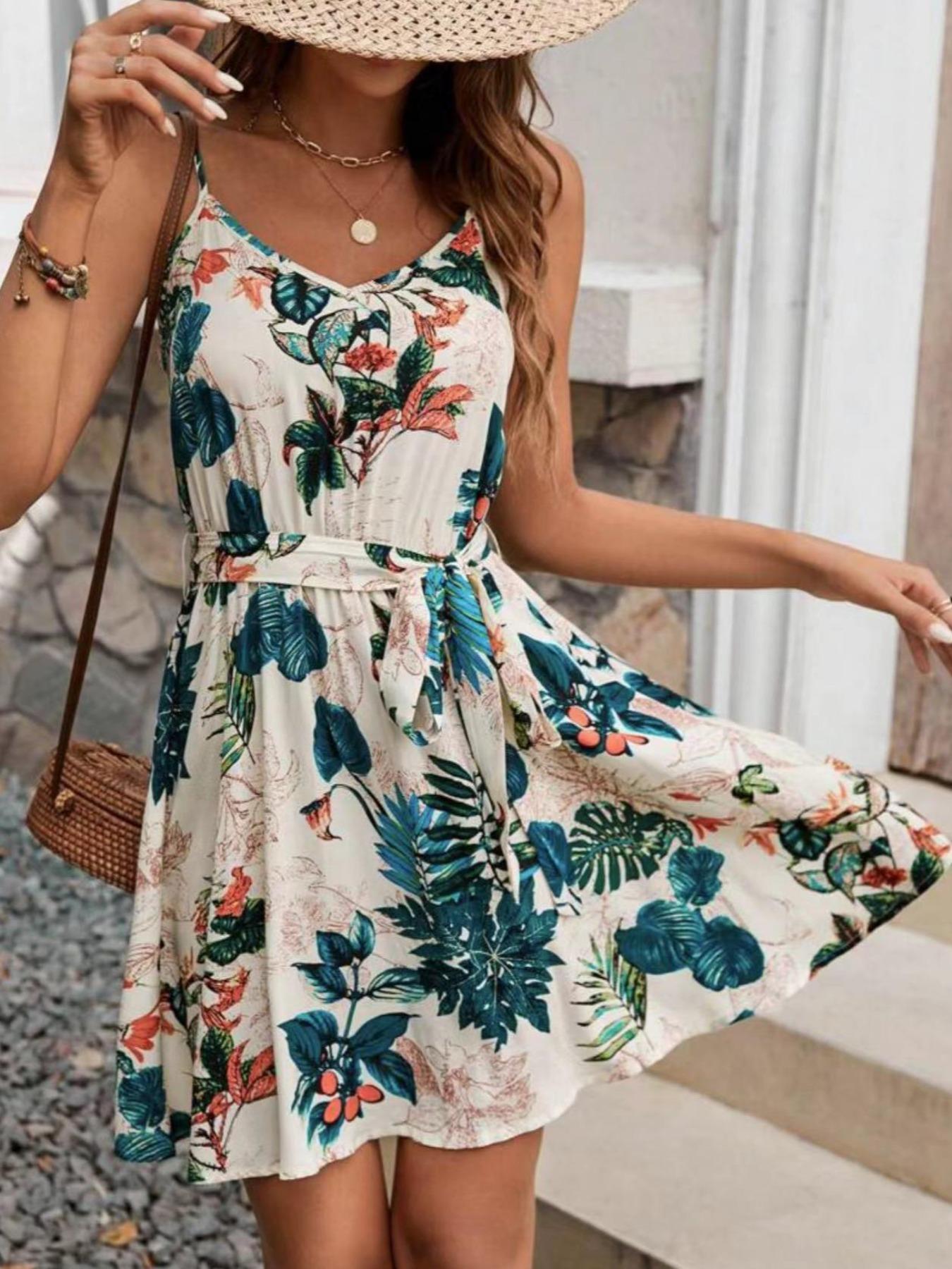 Ein Damenkleid im Bohème-Stil  – French Vintage Floral Midi Dress Bewertung und Preis